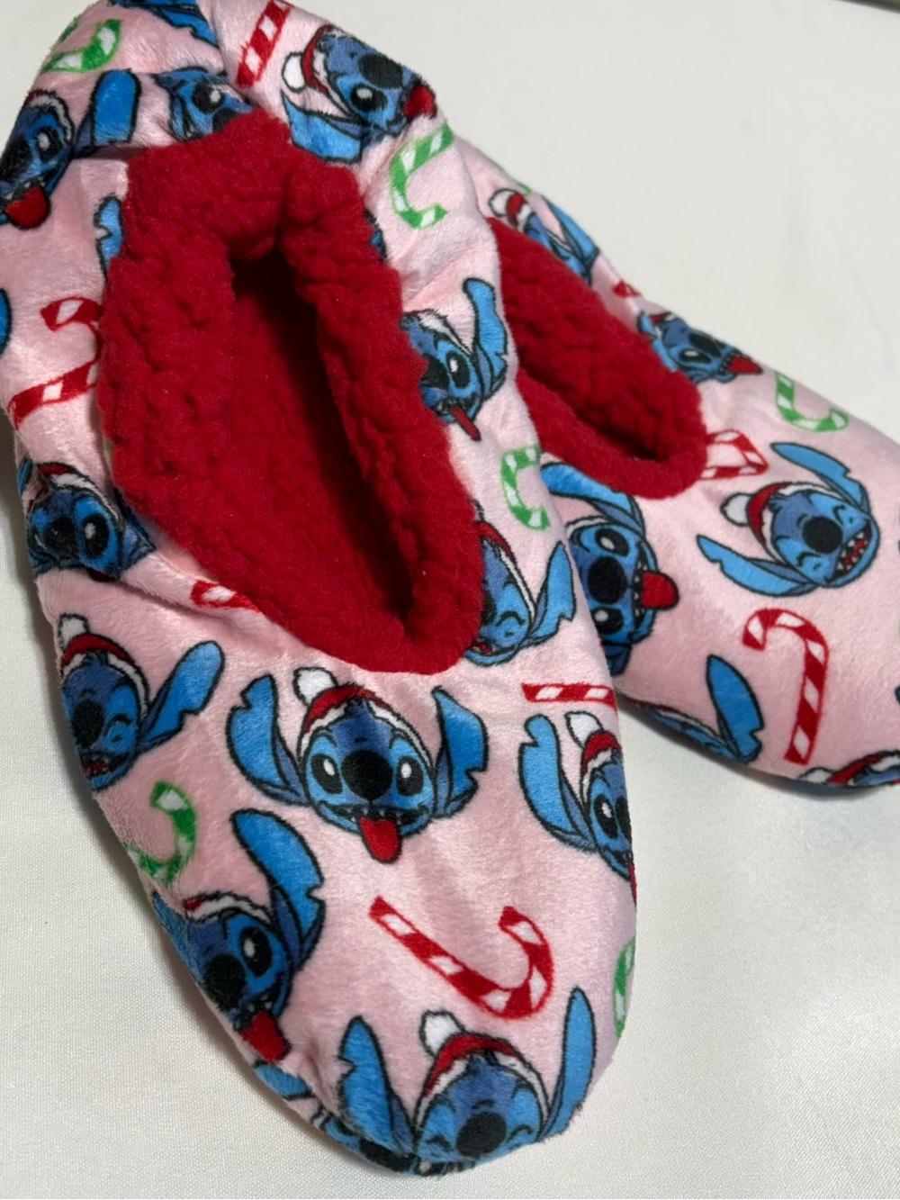 NWOT Disney Youth Pink Plush Slippers Lilo and Stitch